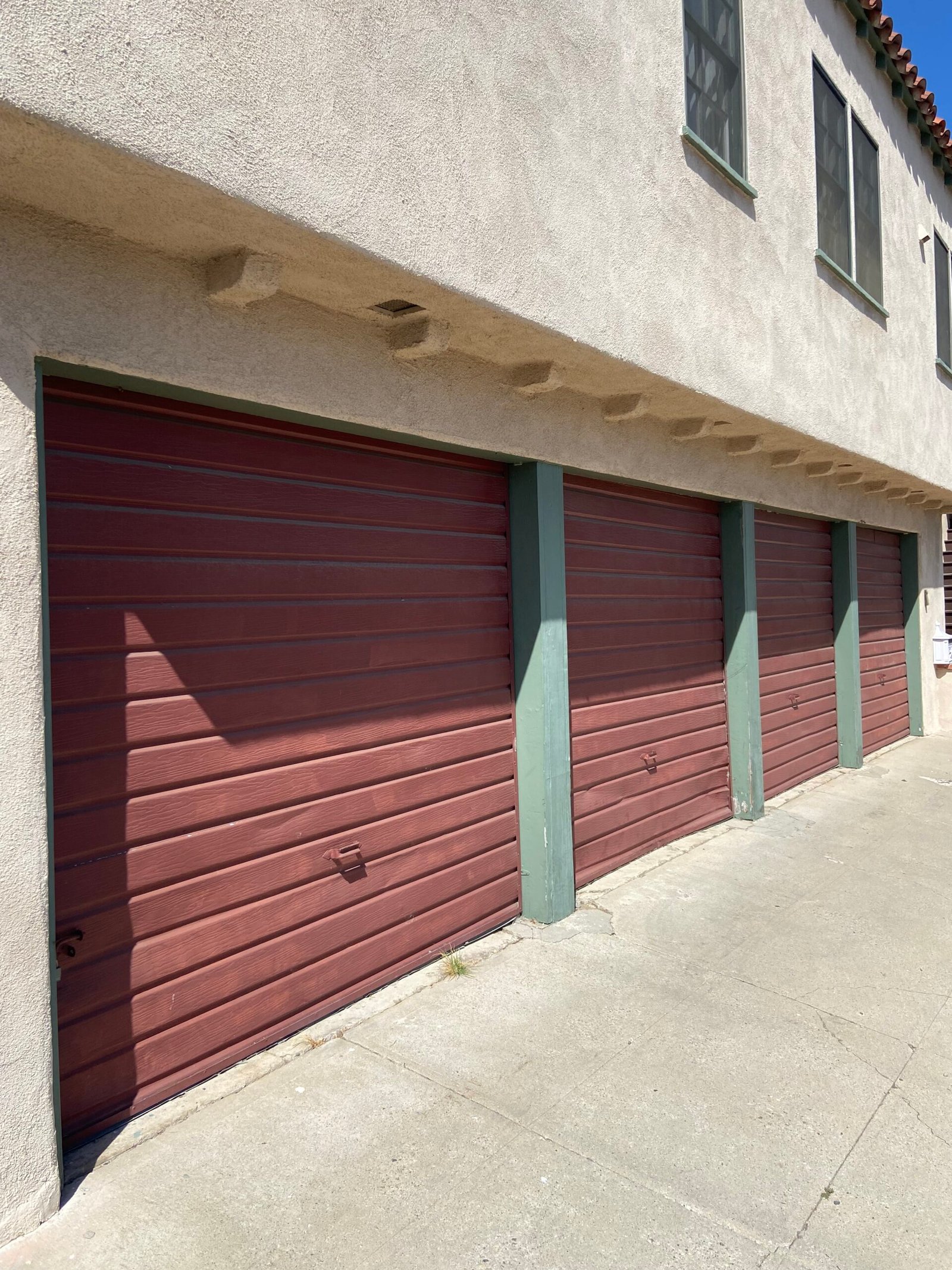 Emergency locked garage door service in Norwalk CA